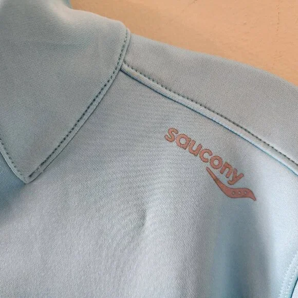 Saucony long sleeve running shirt, Size L, EUC - Picture 3 of 9